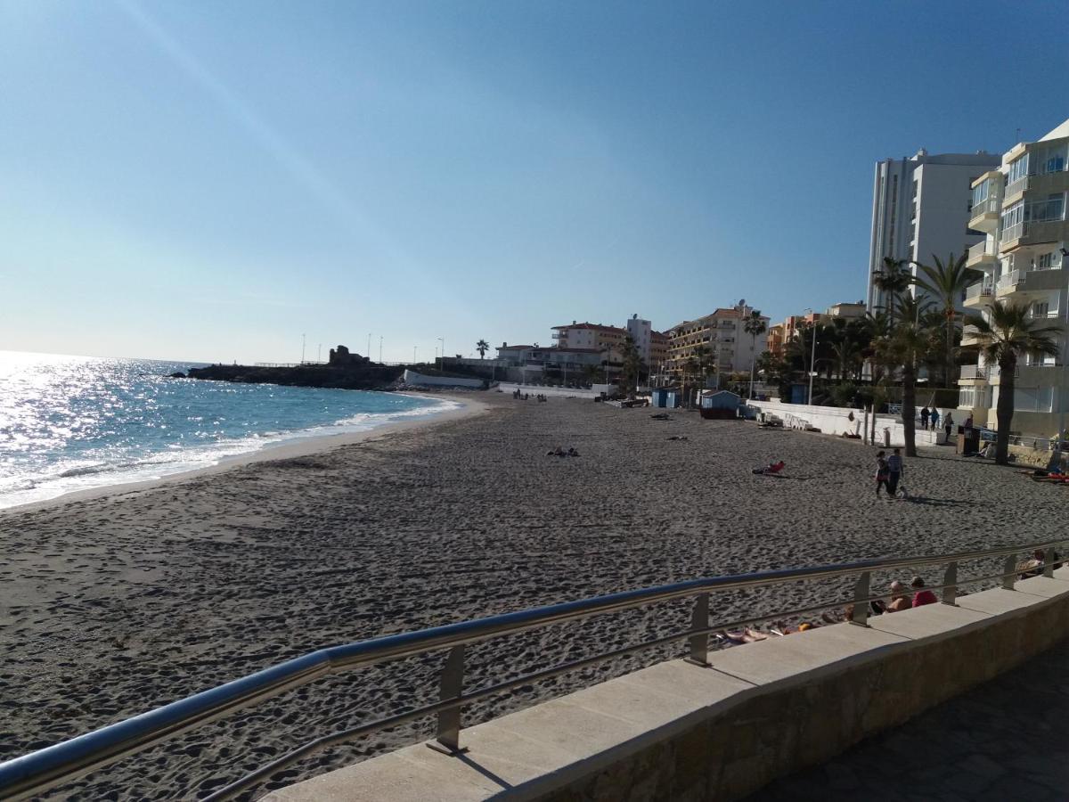 Playa Torrecilla Piscina Centro 2 Habitaciones Nerja Kültér fotó